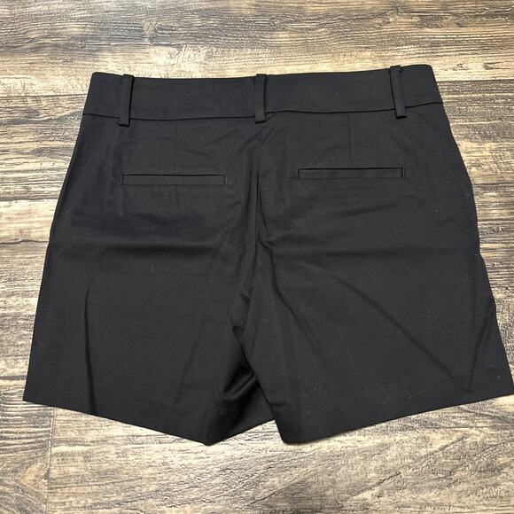 Ann Taylor Black Classic Signature Shorts, Solid, Sz 2 - Picture 4 of 7